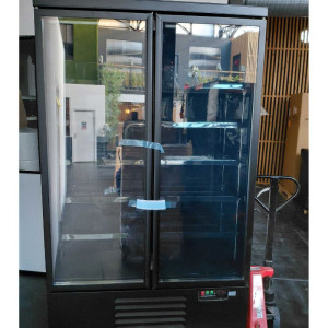 Pozitivna hladilna vitrina z 2 vrati črna - 1000L | CombiSteel