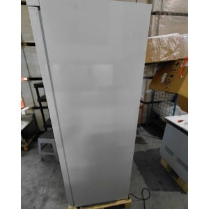 Ventilirana hladilna omara 600 L - Notranjost ABS - Dynasteel