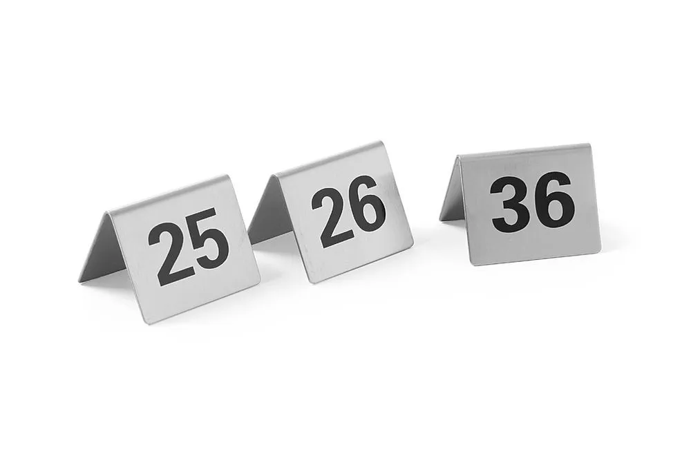 Nabor 12 miznih stojal, oštevilčenih od 25 do 36.